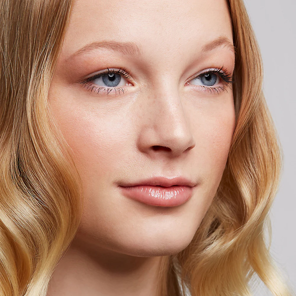 bye bye panda eyes! smudge-proof volumizing and defining mascara - Image 3