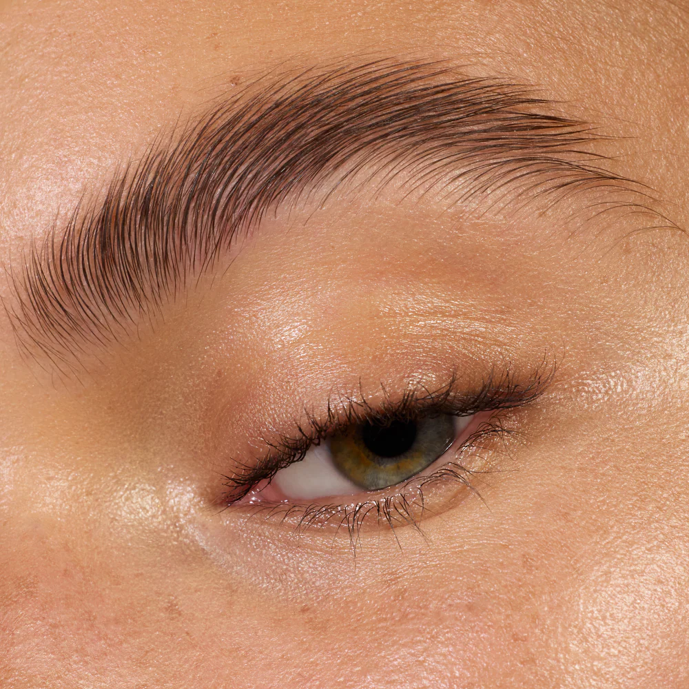 FIX IT LIKE A PRO TRANSPARENT BROW FIXING GEL - Image 7