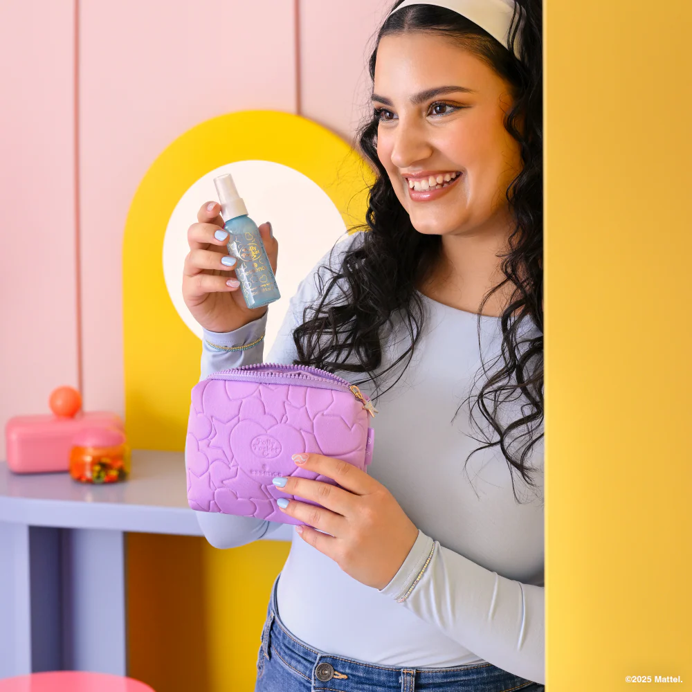 Polly Pocket™ X essence hydro fixing spray - Image 3